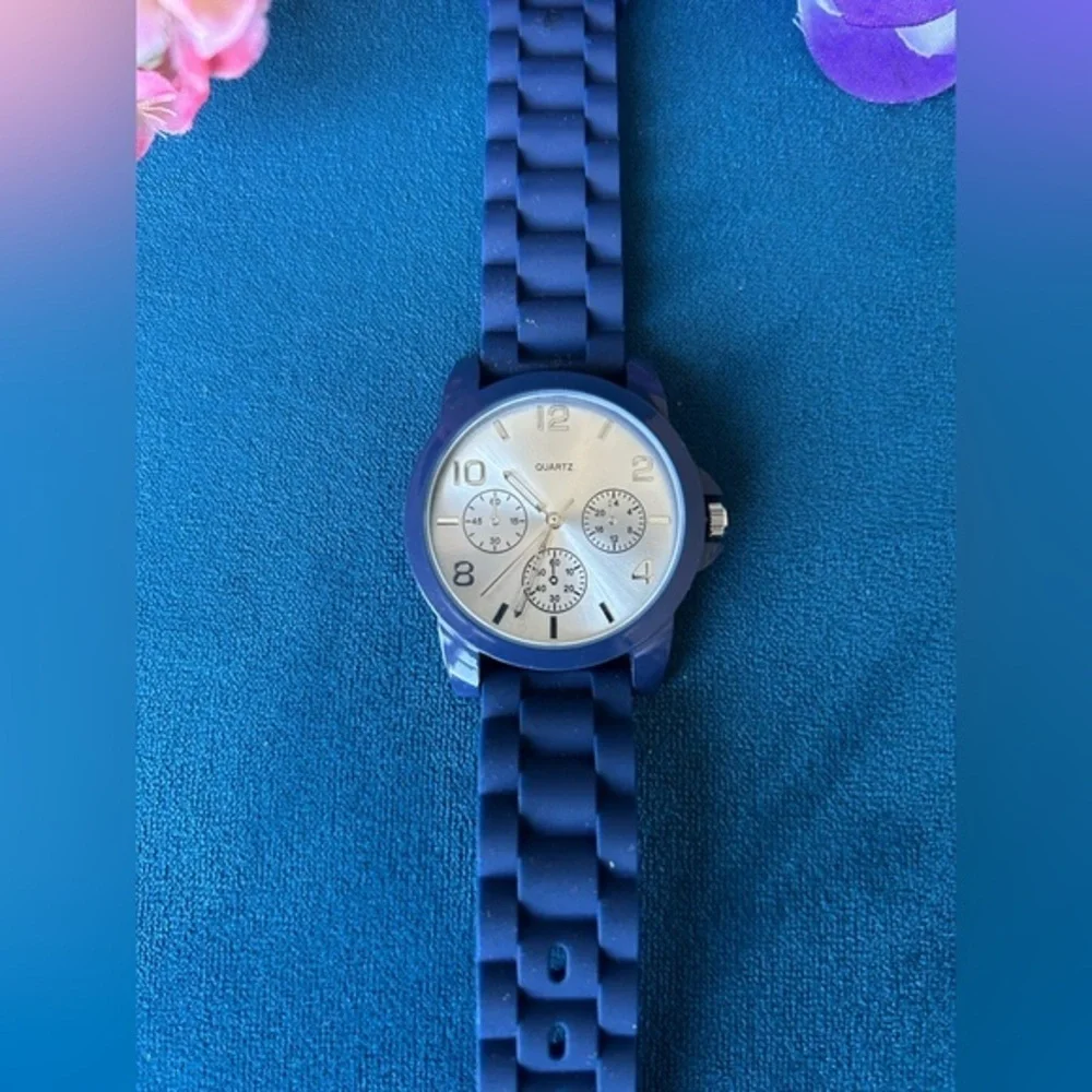 ✨NEW Aeropostale Blue and Gold Watches Modern